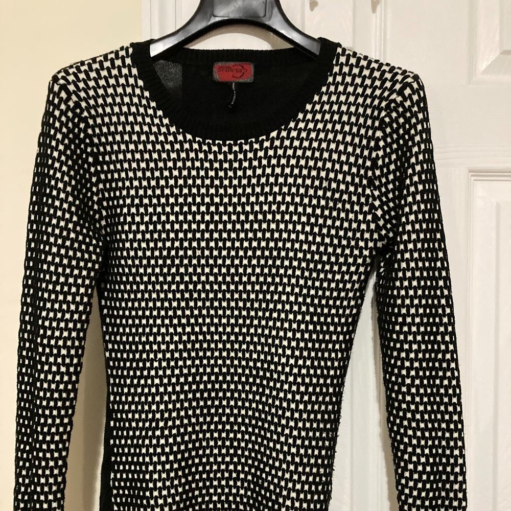 Women's Sweater